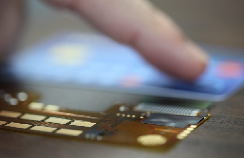 finanzas para principiantes, tarjetas de crédito vs débito